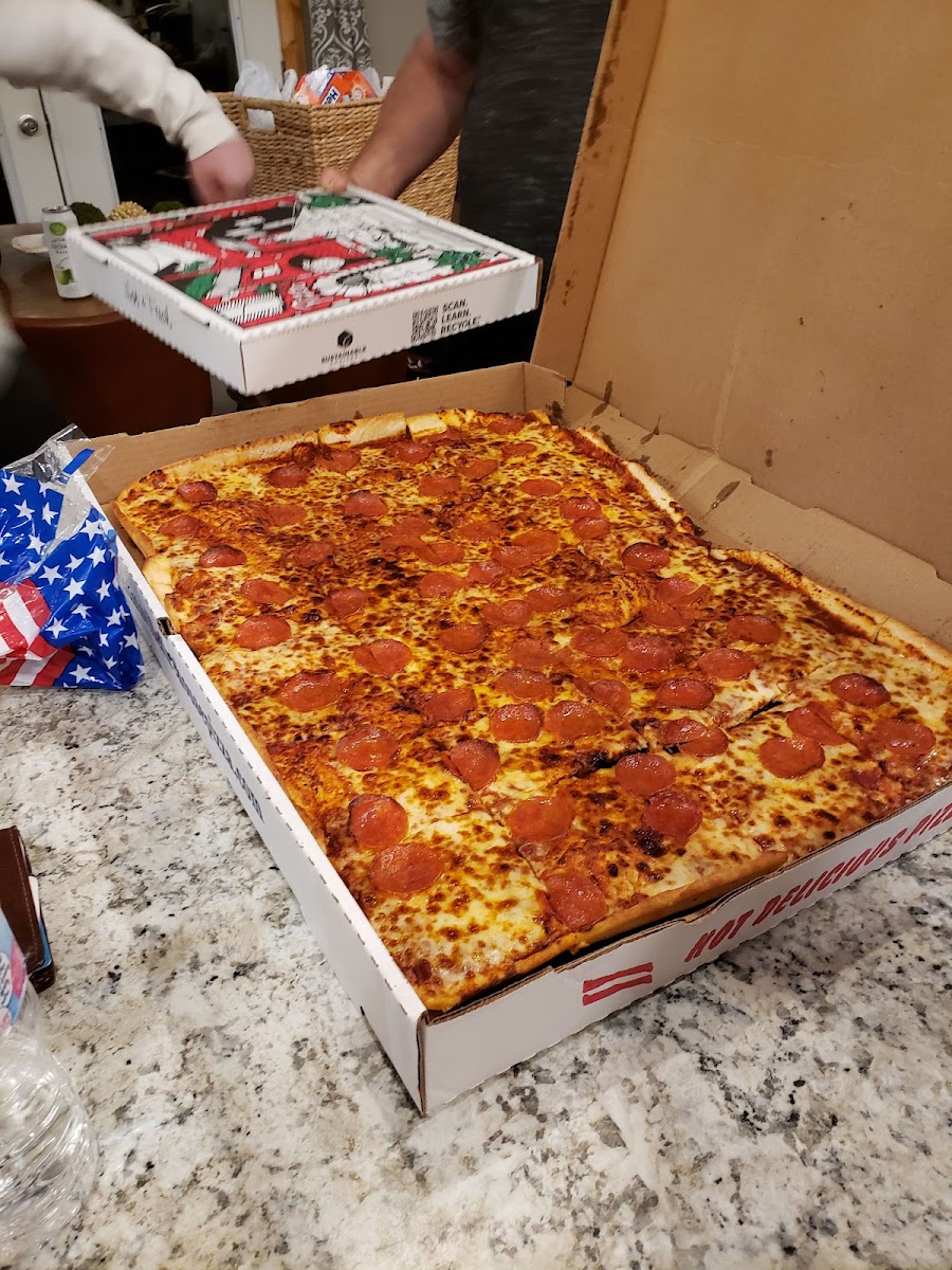 Zach & Dani’S Firehouse Pizza-3