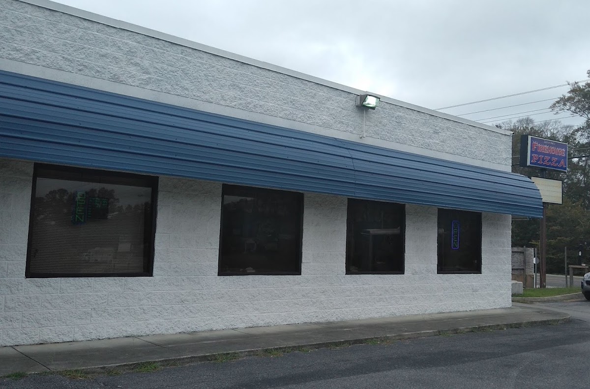 Zach & Dani’S Firehouse Pizza-4